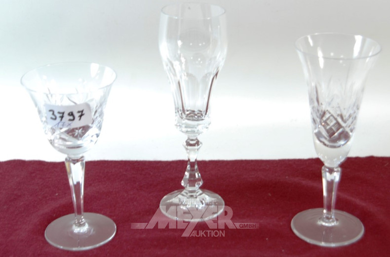 Posten Kristall-Gläser: (17 Stk.)