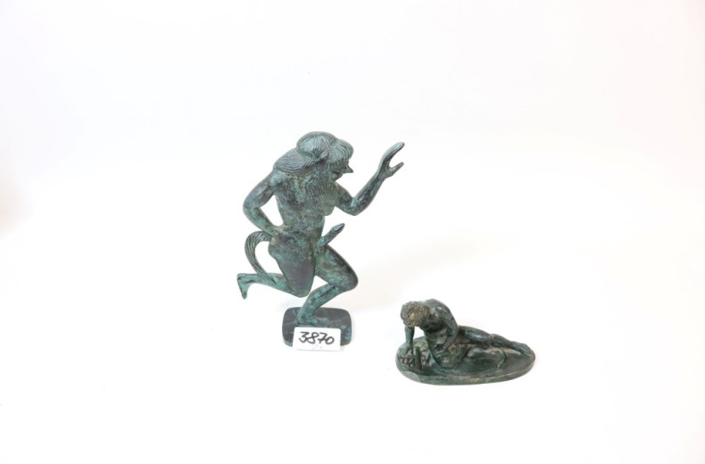 2 Figuren, ''Tanzender Satyr''