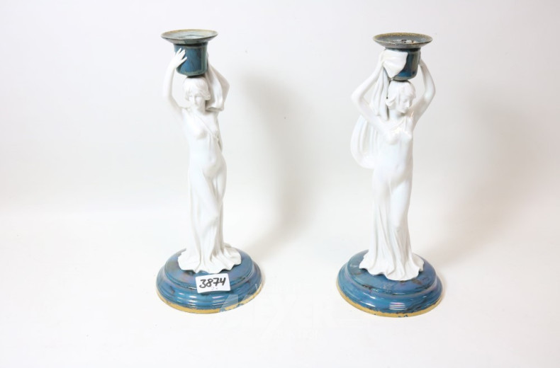 Paar figürl. Kerzenleuchter,