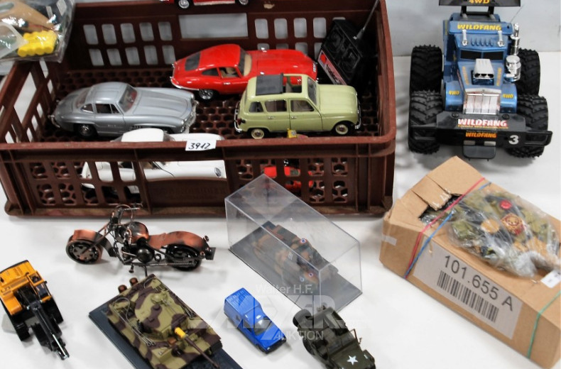 Posten Spielzeug: Panzer,