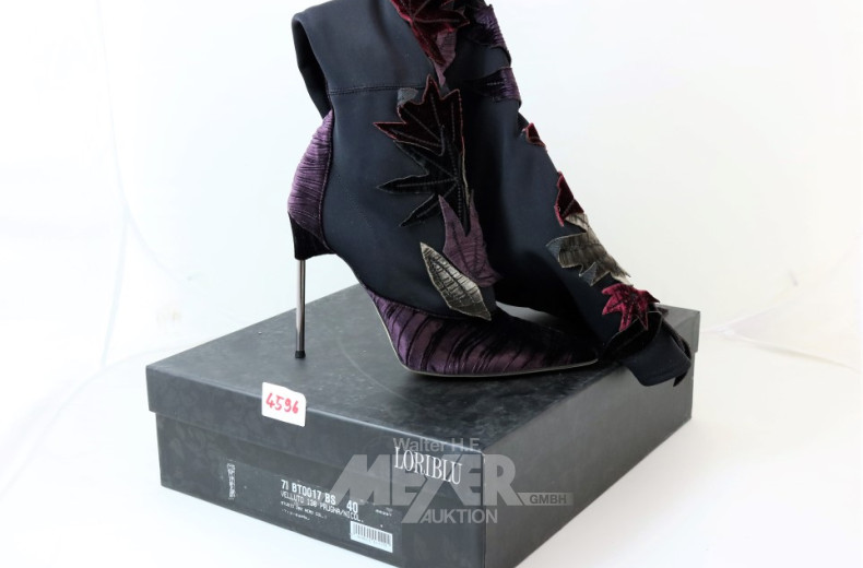 Paar Damenstiefel ''Loriblu''