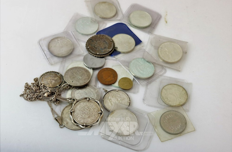 Posten div. Münzen, 5 x Münzketten