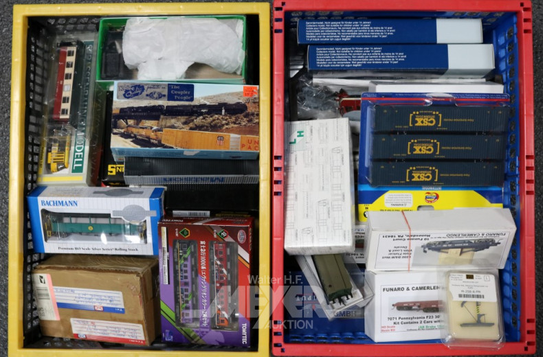 Posten Eisenbahn-Zubehör (4 Satten):