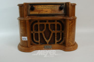 Retro-Radio im Holzgehäuse