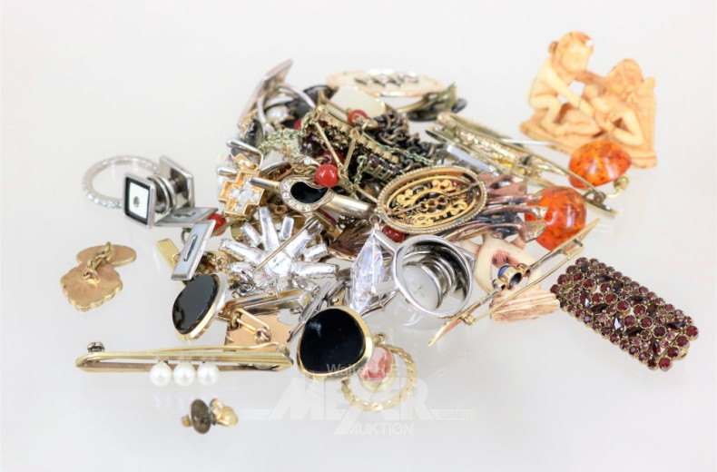 Posten Modeschmuck: Broschen, Ketten,