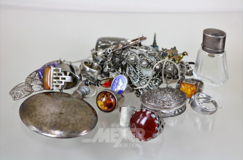 1 Posten Silberschmuck:Armband, Flacons,