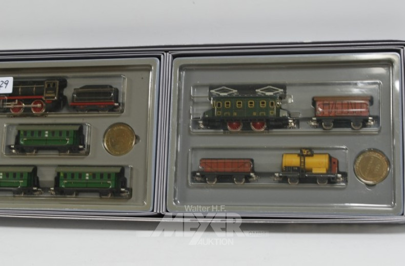 2 Nostalgische Züge in Jubiläumspackung