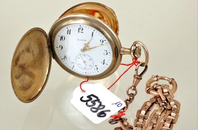 Taschenuhr mit Uhrenkette