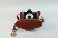 Fotoapparat ''AGFA CLICK'' mit Tasche