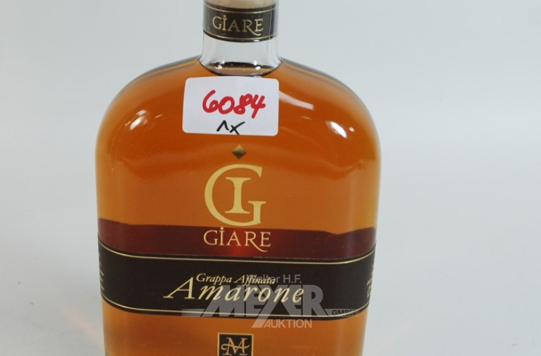 Flasche Grappa GIARE Amarone