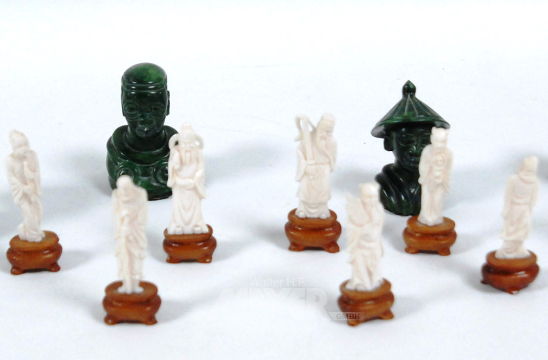 8 kl. asiatische Figuren und 4