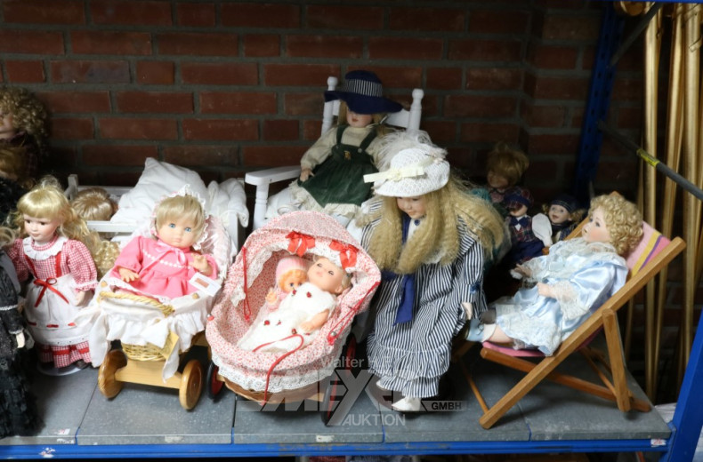 gr. Posten Puppen, -möbel u. Zubehör