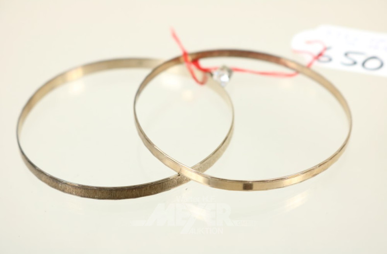 2 Armreifen und 1 kl. Anhänger, 333er GG