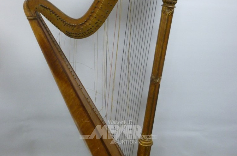 franz. Harfe, vergoldet, beschädigt