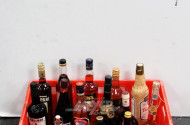 14 Flaschen Alkoholika: Grappa, Likör,