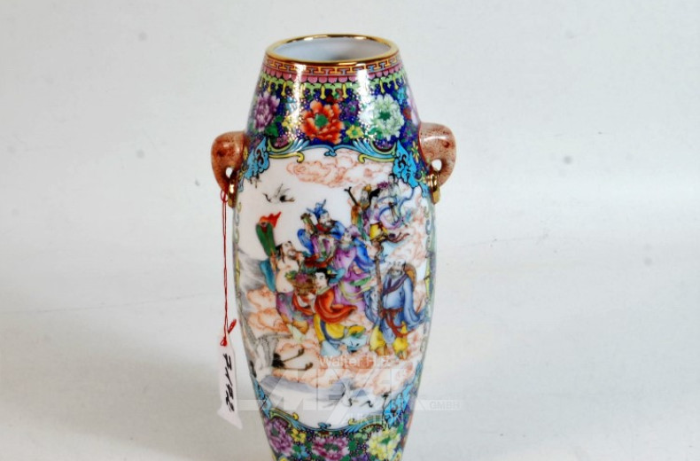 kl. China-Prunkvase mit Zertifikat