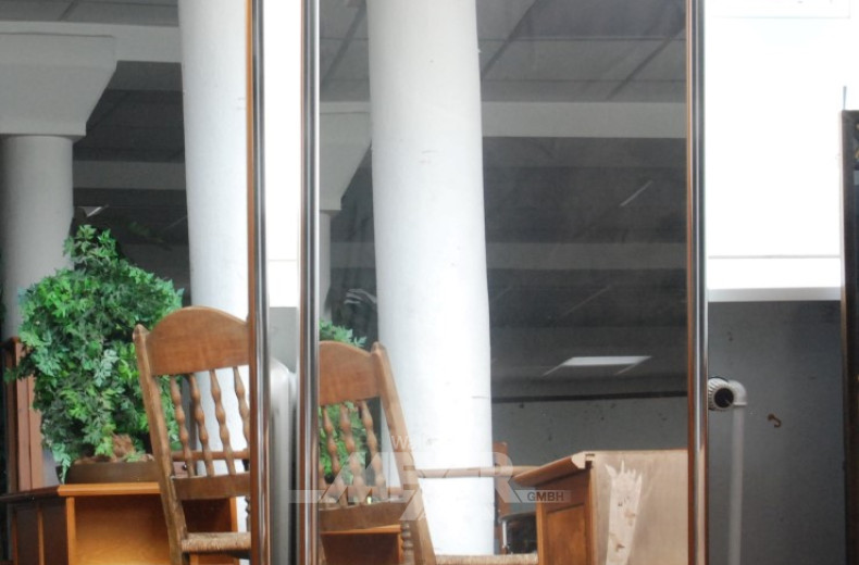 2 Wandspiegel, silberfarben gerahmt