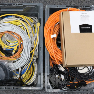 gr. Posten Kabel und Netzteile