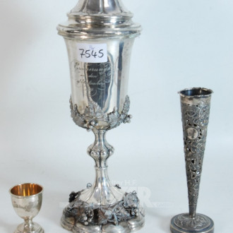 3 Teile Dekorationen: Pokal, Vase und