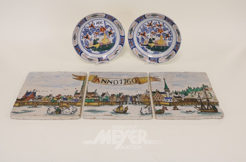 3 Fliesen/Kacheln und 2 Teller, Steingut,