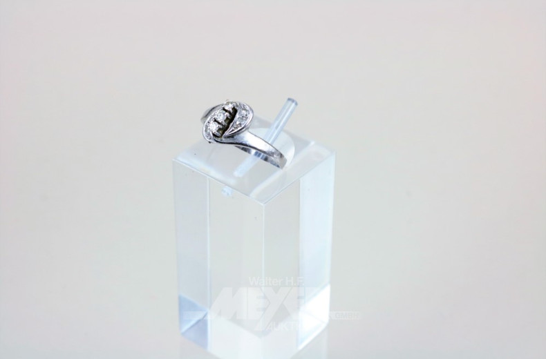 Damenring, 585er WG, mit 3 Brillanten