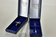 2 Ketten, Silber mit Anhänger sowie