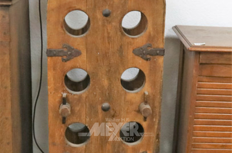 altes Weinregal, Eiche, f. 11 Flaschen