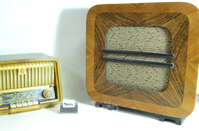 3 Teile, 2 Röhrenradios,