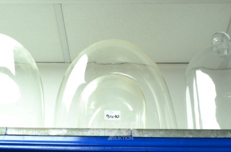 7 div. Glasstürze u.a. für Kaminuhren,