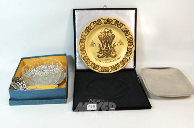 6 Schalen und Teller