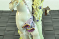Porzellanfigur ''Mädchen mit Ähren'',