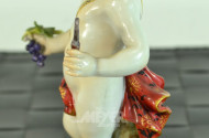Porzellanfigur, ''Blumenkind mit Sichel'',