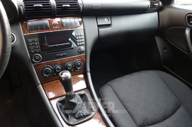 MERCEDES BENZ C200 CDI, blau