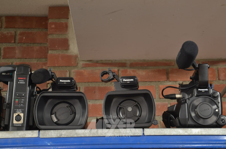 8 prof. Filmkameras ''Panasonic''