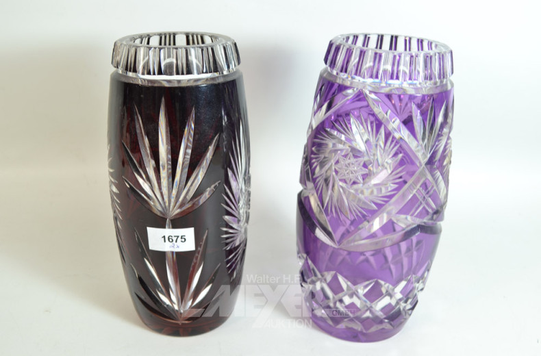 2 farbige Kristall Vasen