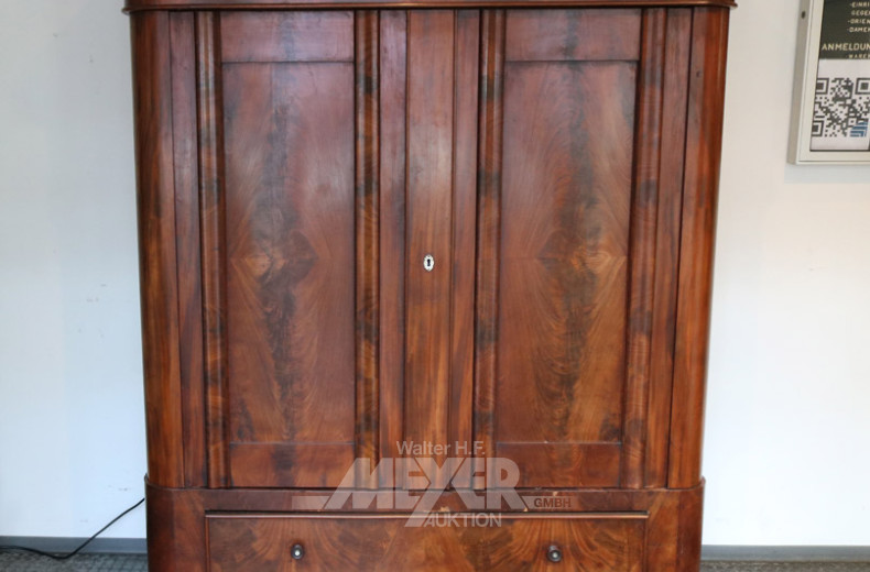 Biedermeier-Garderobenschrank,