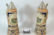 2 Keramik-Bierkrüge, mit Zinndeckel