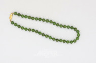 Jade-Perlenkette