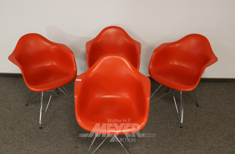 4 mod. Armlehn-Schalenstühle,