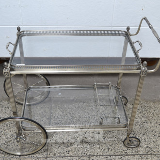 Teewagen, Chromgestell mit Glasplatten