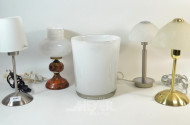4 versch. Tischlampen und 1 Vase