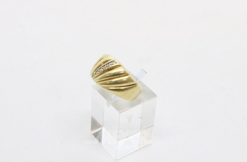 Damenring, 585er GG, mit Diamantrosen