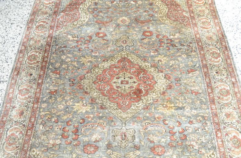 Orient-Brücke, beige-florales Dekor