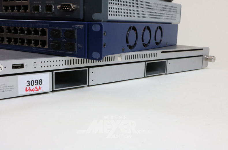 Posten EVD-Servertechnik bestehend aus: