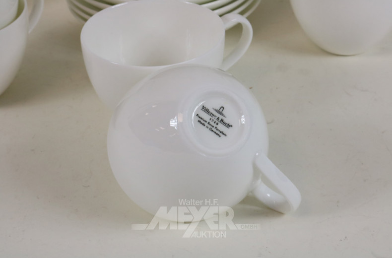 12 Porz.-Kaffeetassen mit Untertassen ''V&B''