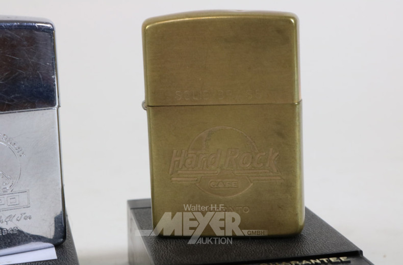 2 Sturmfeuerzeuge ''ZIPPO''