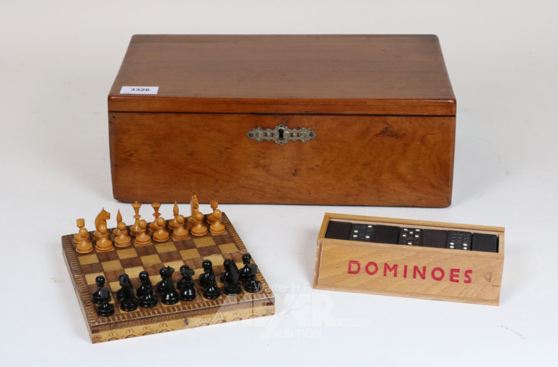 Holzkasten, 1 Reiseschachspiel