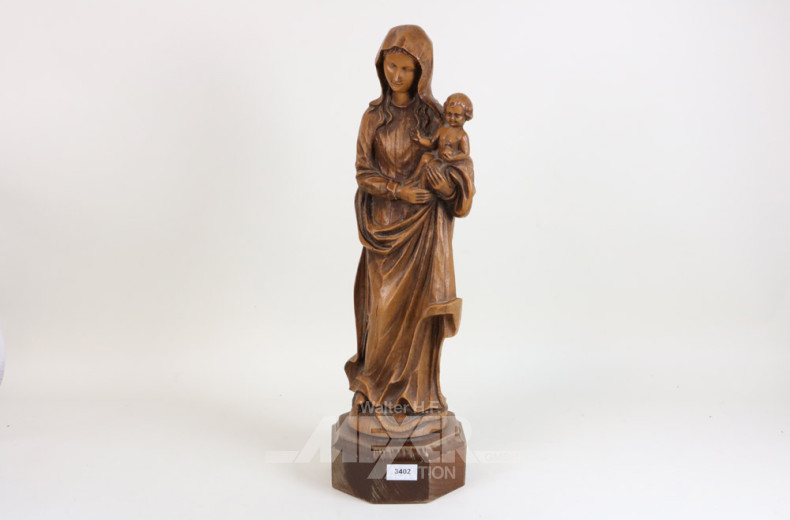 Figur ''Madonna mit Kind'',