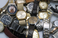 gr. Posten Armbanduhren, ca. 40 Stück