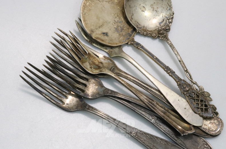 Posten versch. Besteckteile,